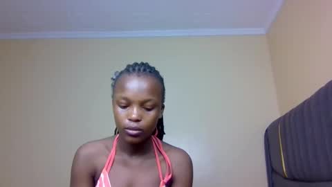 sandy online show from November 2025 12:22:02 AM