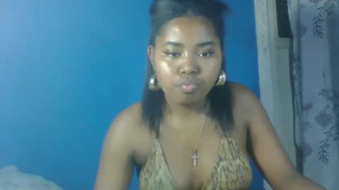 saniazzhh online show from March 2026 08:38:02 PM