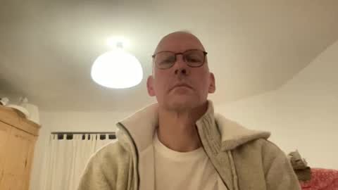 Snapshot of santaclausonice chatting on November 2025 10:31:02 PM santaclausonice online show from November 2025 10:31:02 PM