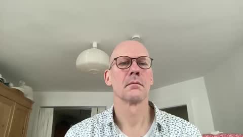 Snapshot of santaclausonice chatting on November 2025 12:48:02 PM santaclausonice online show from November 2025 12:48:02 PM