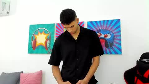 Maximo Santana online show from March 2026 01:27:01 PM