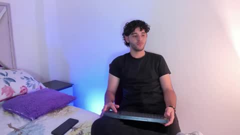 Snapshot of santi700948 chatting on March 2026 04:56:01 AM santi700948 online show from March 2026 04:56:01 AM