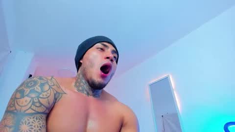 Santi Ferrer online show from September 2025 06:24:02 AM