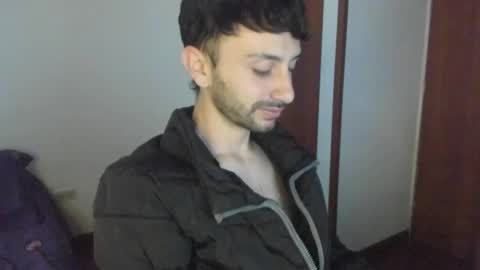 Snapshot of santi_mateo chatting on March 2025 04:24:02 PM Santi online show from March 2025 04:24:02 PM