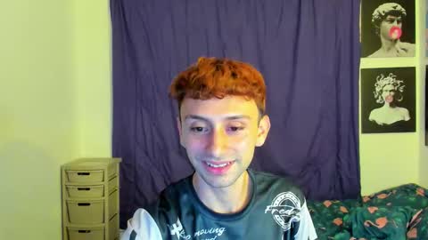 Snapshot of santi_mateo chatting on December 2025 03:01:02 AM Santi online show from December 2025 03:01:02 AM