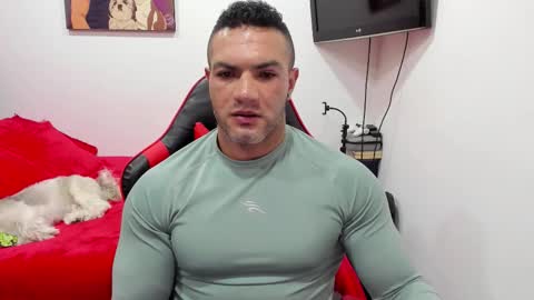 santi_pastori online show from October 2025 06:38:02 PM
