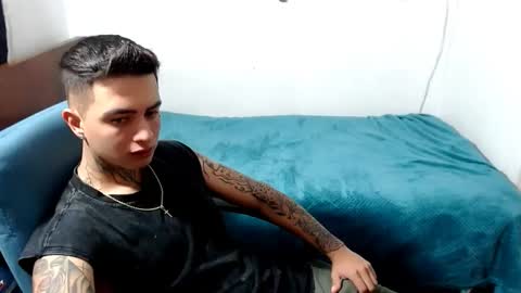 santi_ss online show from October 2025 12:27:01 AM