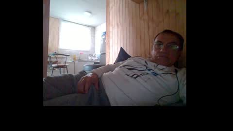 santiago_n online show from July 2026 09:14:02 PM