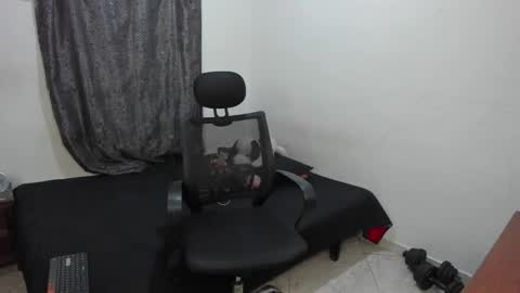 Snapshot of santiceballo chatting on April 2026 05:21:02 AM Julius Novachrono online show from April 2026 05:21:02 AM