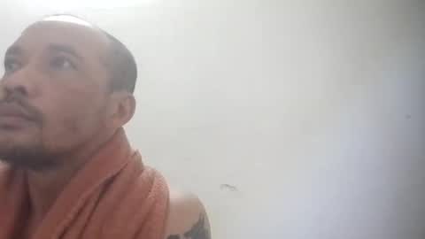 santichai561323 online show from November 2025 12:53:01 AM