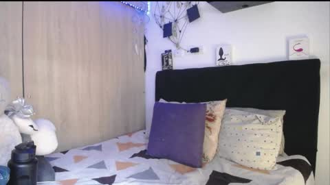 Snapshot of santii_rose chatting on May 2026 02:12:01 PM Santii online show from May 2026 02:12:01 PM
