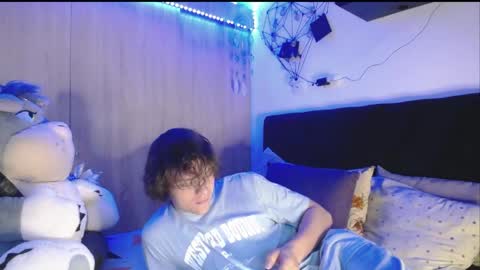 Snapshot of santii_rose chatting on June 2026 10:45:02 PM Santii online show from June 2026 10:45:02 PM