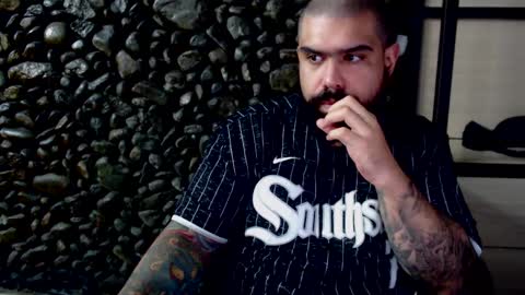 Snapshot of santino_zanoli chatting on January 2025 12:16:02 AM Santino online show from January 2025 12:16:02 AM