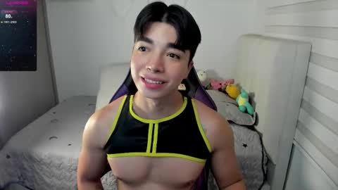 Snapshot of santy7u7 chatting on November 2025 01:23:02 PM Mr. Santiago online show from November 2025 01:23:02 PM