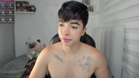 Mr. Santiago online show from April 2026 01:44:01 PM