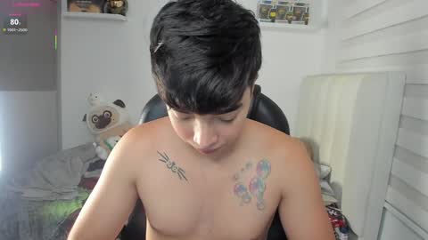Snapshot of santy7u7 chatting on April 2026 01:45:01 PM Mr. Santiago online show from April 2026 01:45:01 PM