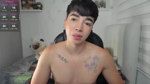 Snapshot of santy7u7 chatting on April 2026 01:46:02 PM Mr. Santiago online show from April 2026 01:46:02 PM