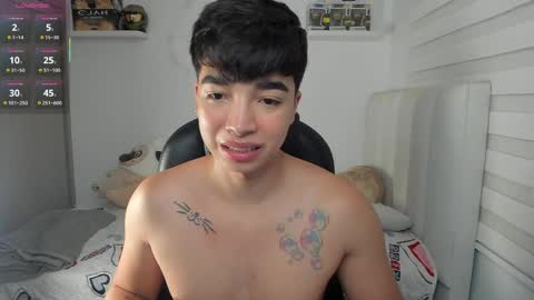 Snapshot of santy7u7 chatting on May 2026 01:30:02 PM Mr. Santiago online show from May 2026 01:30:02 PM