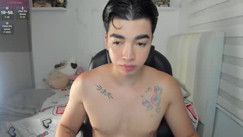 Snapshot of santy7u7 chatting on May 2026 01:39:02 PM Mr. Santiago online show from May 2026 01:39:02 PM