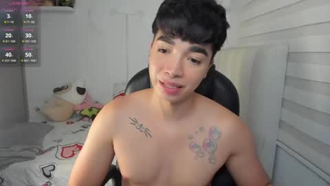 Snapshot of santy7u7 chatting on June 2026 02:44:02 PM Mr. Santiago online show from June 2026 02:44:02 PM