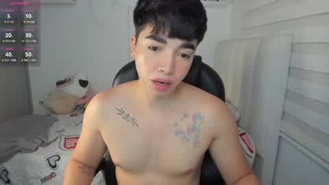 Snapshot of santy7u7 chatting on June 2026 01:54:02 PM Mr. Santiago online show from June 2026 01:54:02 PM