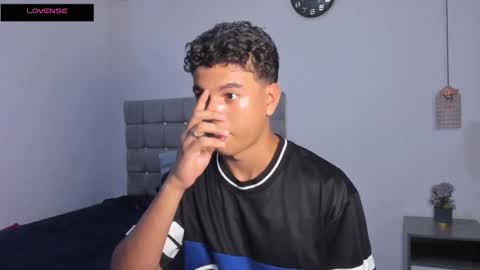 santy_stump online show from February 2026 07:21:02 PM