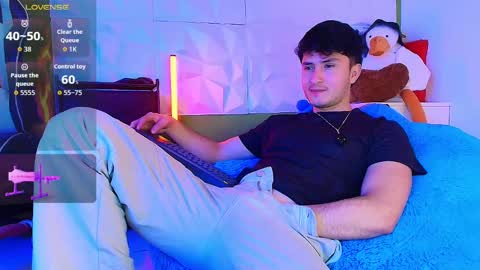 Santyago online show from September 2025 08:12:02 PM