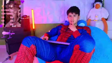 Santyago online show from October 2025 07:10:02 PM