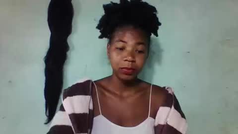 sanyah0123 online show from November 2025 04:13:02 PM