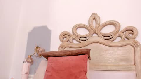 Sara online show from September 2025 03:39:02 AM