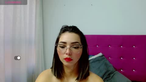 Snapshot of sara_arias00 chatting on September 2025 01:25:02 PM Sara online show from September 2025 01:25:02 PM
