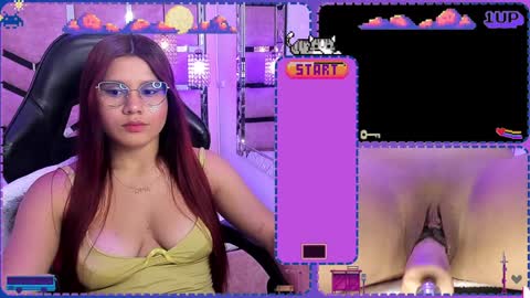 Snapshot of sara_hil chatting on December 2024 09:20:01 PM Sara online show from December 2024 09:20:01 PM