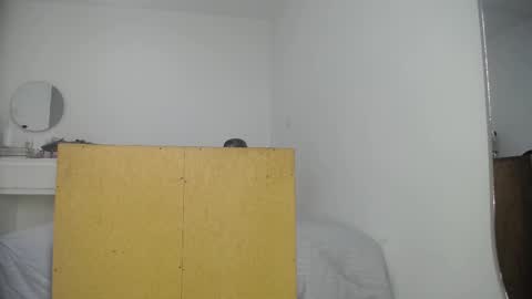 Snapshot of sara_hoffman2 chatting on September 2025 09:50:01 PM Maria online show from September 2025 09:50:01 PM