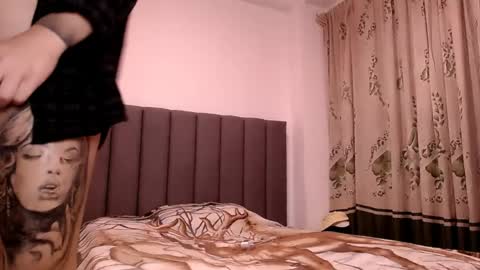 sara_johnson__ online show from May 2026 11:47:01 PM