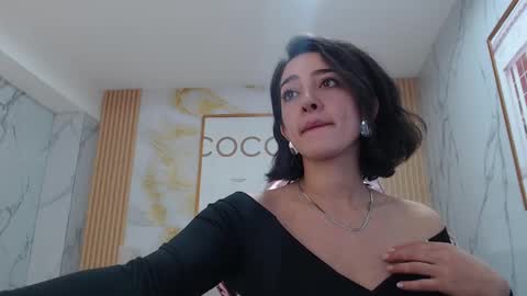 Snapshot of sara_lopez_s chatting on September 2025 01:02:01 PM Sara online show from September 2025 01:02:01 PM