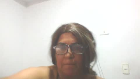 Snapshot of sara_love43 chatting on July 2026 06:44:02 AM Sara love online show from July 2026 06:44:02 AM