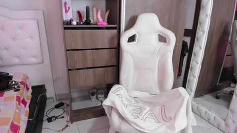 sara online show from January 2025 10:35:01 PM