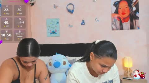 Snapshot of sara_mendez2_ chatting on May 2026 01:03:01 AM Sara Mendez online show from May 2026 01:03:01 AM
