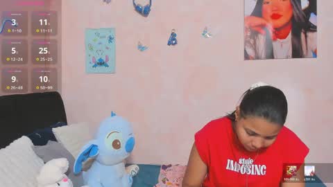 Snapshot of sara_mendez2_ chatting on May 2026 01:03:02 AM Sara Mendez online show from May 2026 01:03:02 AM