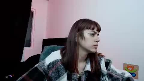 Snapshot of sara_mirandaa chatting on February 2025 02:26:01 AM Sara online show from February 2025 02:26:01 AM