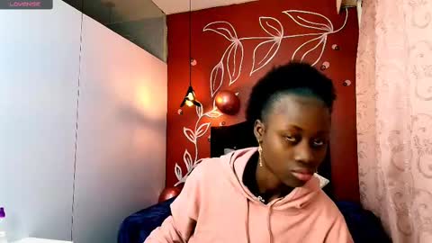 S A R A online show from February 2025 11:54:01 AM