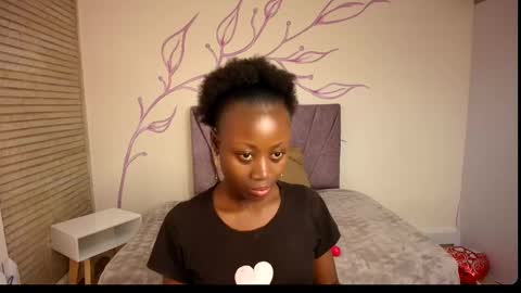 S A R A online show from February 2025 12:11:02 PM