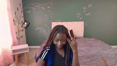 S A R A online show from March 2025 03:51:01 PM