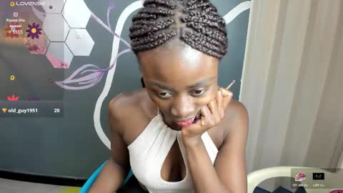 S A R A online show from December 2025 07:08:02 PM