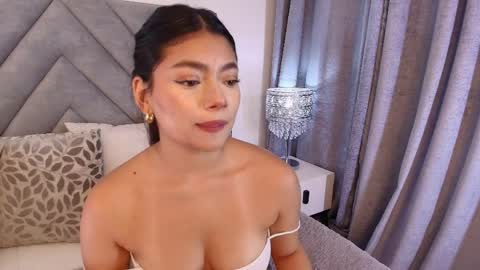 sara_owens7 online show from April 2026 02:01:01 AM