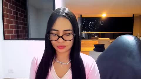 Sara online show from March 2026 03:39:01 AM