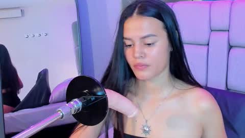 Sara  online show from November 2025 11:55:02 AM