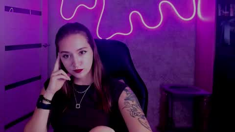 Snapshot of sara_rossse chatting on September 2025 06:57:01 PM Sara online show from September 2025 06:57:01 PM