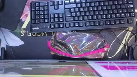 Snapshot of sara_valderrama_ chatting on June 2026 12:44:02 PM sara_valderrama_ online show from June 2026 12:44:02 PM
