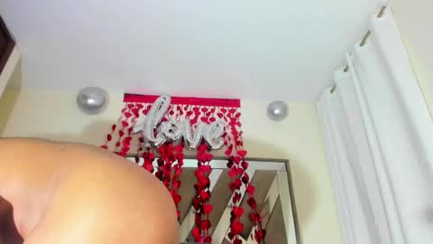 Snapshot of sara_williams01 chatting on February 2025 07:19:02 PM SARA 730 A 200 PM online show from February 2025 07:19:02 PM